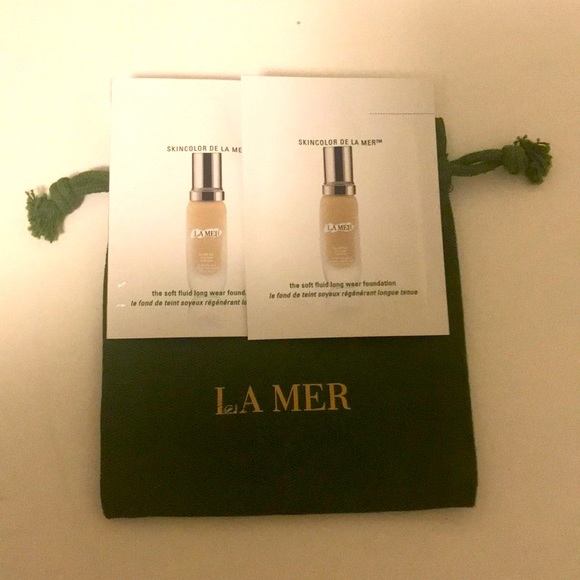 La Mer Other - 2 La Mer Foundation Samples Natural & La Mer Pouch